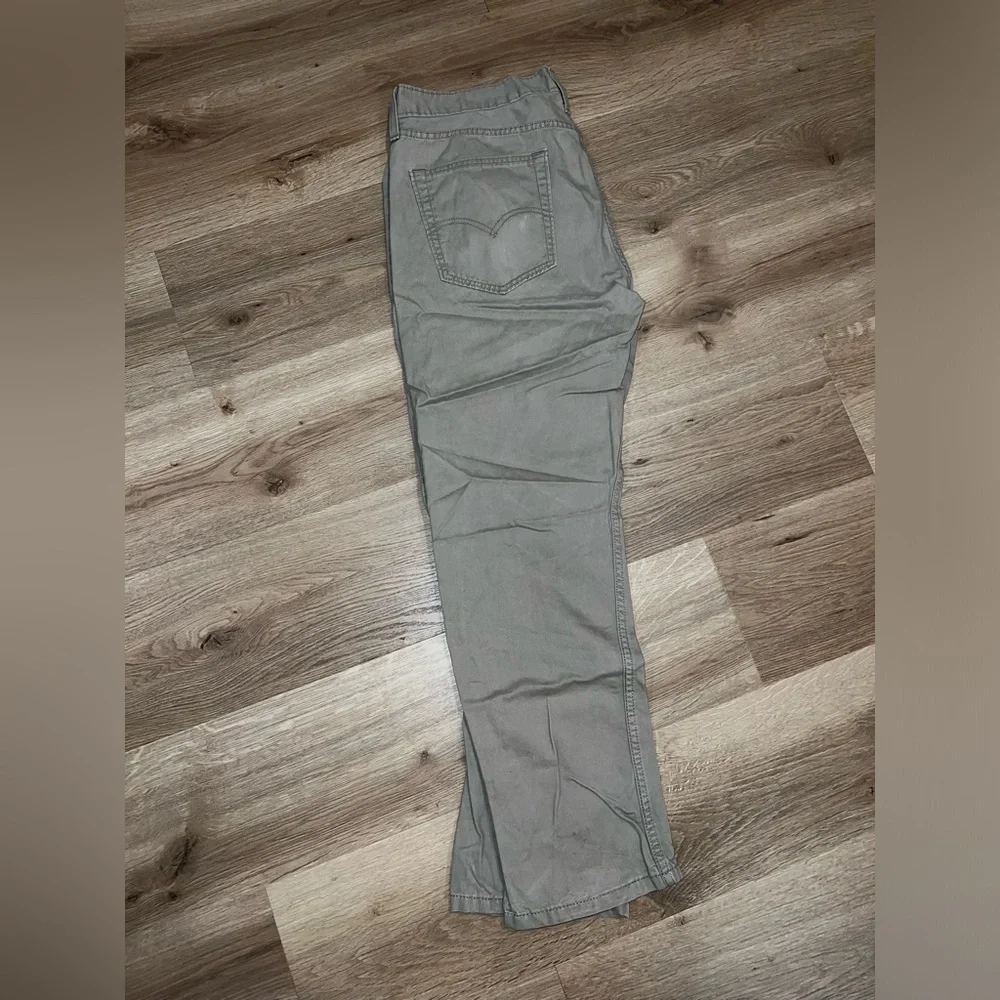 Levi's Tan Chinos Straight Leg- 36 x 30